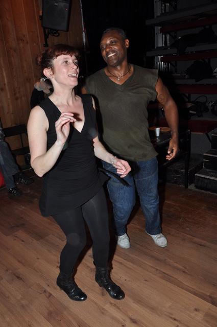 min 2013 12 15 station danse 091